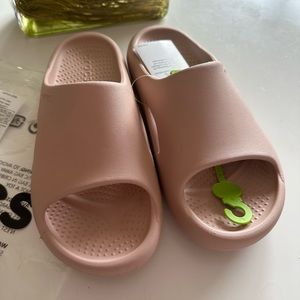 Crocs Mellow Recovery Slide
